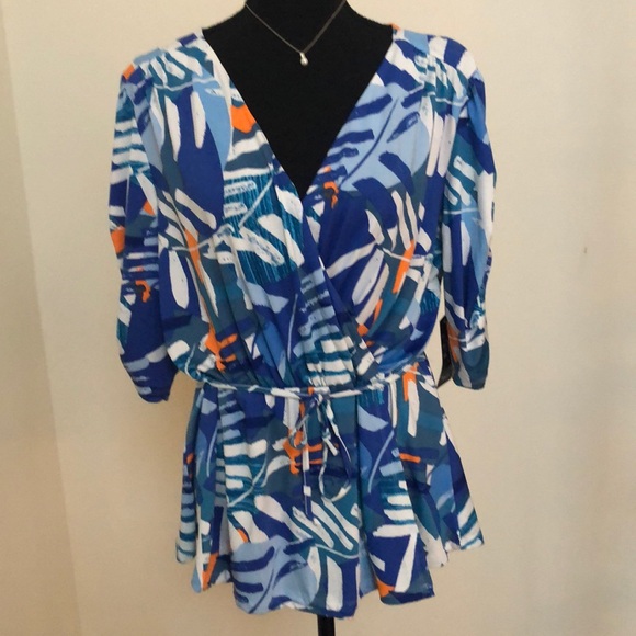 Robert Louis Tops - Robert Louis Tropical Print Blouse w/Tie Belt